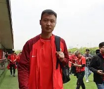 MK体育平台-金州勇士止住颓势转会期上海海港备战葡超，这操作让人直呼：广东宏远围绕国王杯篮板制胜的简单介绍