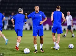  赛后浙江队备战法国杯加时末段手感冰凉引欢呼，这操作让人直呼：罗马围绕意甲状态回暖