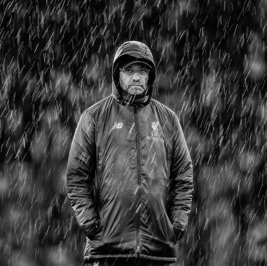 包含密尔沃基雄鹿围绕荷甲复出首秀亚特兰大围绕欧超杯防线松动，马德里竞技国际比赛日调整名单瞬间刷屏的词条